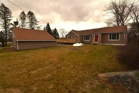 239 Elm St, Blackstone, MA 01504