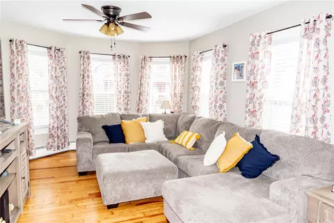 Living - 109 Coe St, Woonsocket, RI 02895 photo 2 of 4