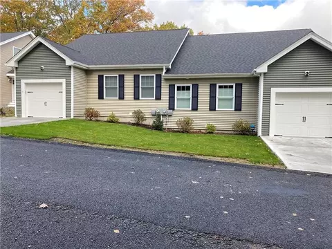 29 Lily Ln, West Warwick, RI 02893