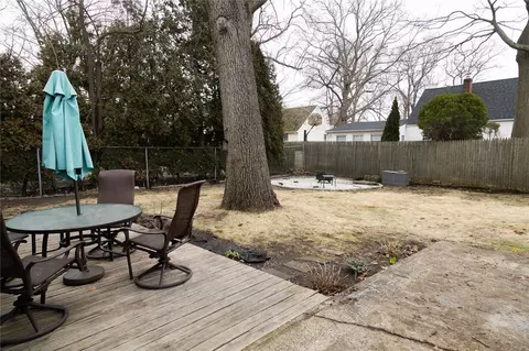 Exterior - 68 Pell Ave, Warwick, RI 02888 photo 3 of 3