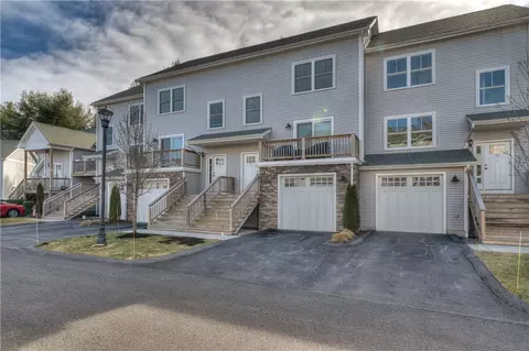 13 Jupiter Ln #D, Richmond, RI 02898
