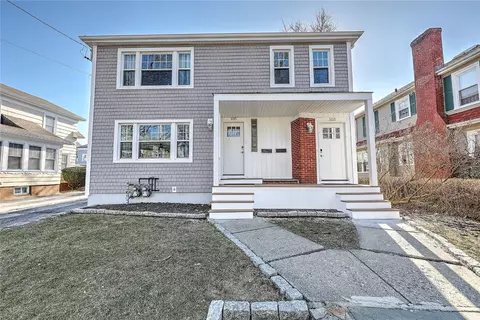 103 Woodbine St, Providence, RI 02906