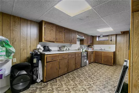 Kitchen - 93 Perry St, Bristol, RI 02809 photo 7 of 8