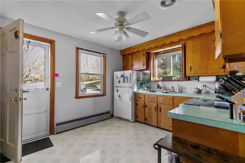 Kitchen - 93 Perry St, Bristol, RI 02809 photo 3 of 8