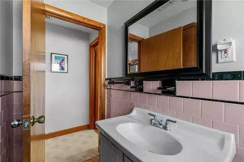 Bath - 93 Perry St, Bristol, RI 02809 photo 1 of 2
