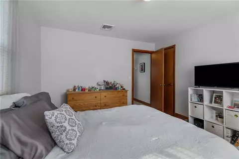 Bedroom - 93 Perry St, Bristol, RI 02809 photo 4 of 4