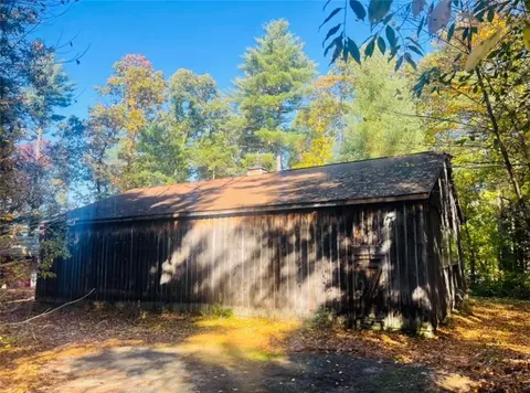 Exterior - 72 Blackinton Dr, Glocester, RI 02814 photo 9 of 10