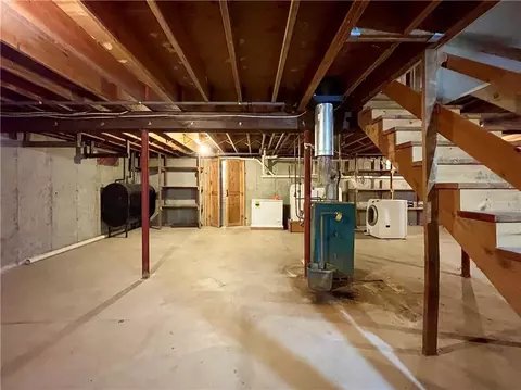 Exterior - 72 Blackinton Dr, Glocester, RI 02814 photo 2 of 10