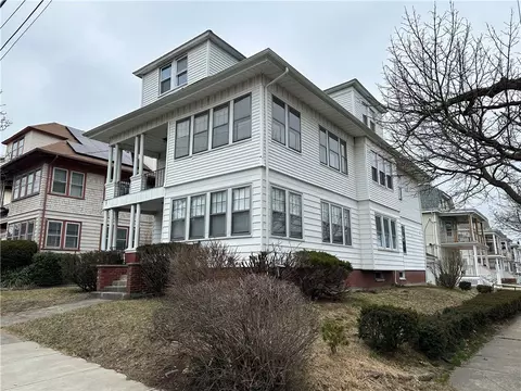 278 Niagara St, Providence, RI 02907