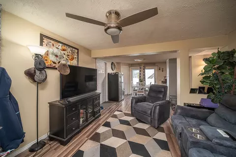 Living - 27 Scranton Ave, Warwick, RI 02888 photo 6 of 7