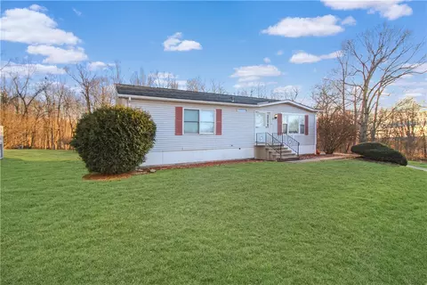 187 Colonial Rd, Plainfield, CT 06374