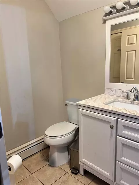 Bath - 238 2nd Ave, Woonsocket, RI 02895 photo 2 of 4