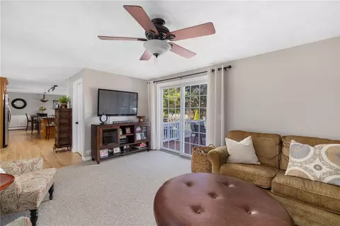 Living - 18 Paddock Ct, South Kingstown, RI 02879 photo 2 of 3
