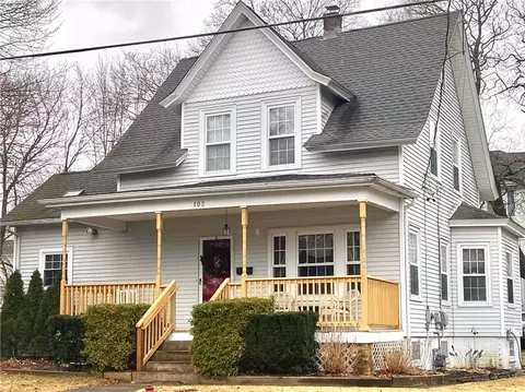 102 Temple St, Woonsocket, RI 02895 photo 1