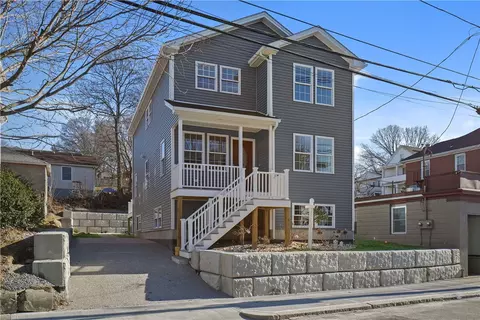 825 Charles St, Providence, RI 02904