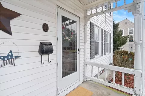 16 Seagrave St #16, Uxbridge, MA 01569