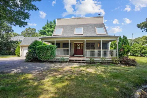 3 Acacia Ct, Coventry, RI 02816