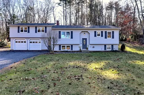 143 Spicer Rd, Thompson, CT 06277