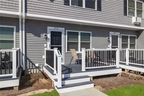 Exterior - 200 Post Rd #212, Warwick, RI 02888 photo 4 of 8