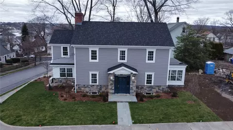45 Capwell Ave, Pawtucket, RI 02860