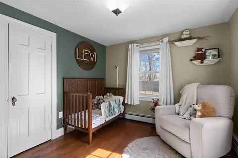 Bedroom - 112 River St, Warwick, RI 02888 photo 2 of 8
