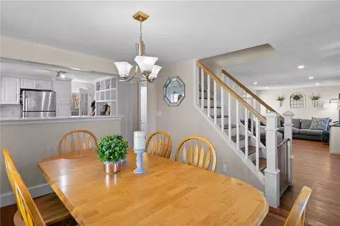 Dining - 112 River St, Warwick, RI 02888 photo 2 of 3