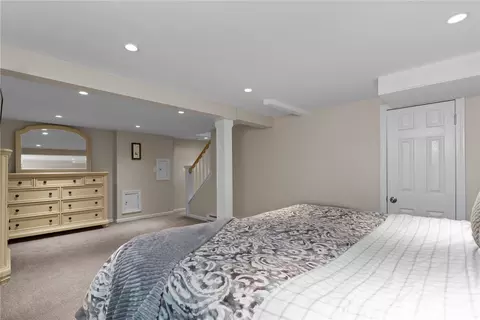 Bedroom - 112 River St, Warwick, RI 02888 photo 8 of 8