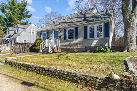 Exterior - 112 River St, Warwick, RI 02888 photo 3 of 6