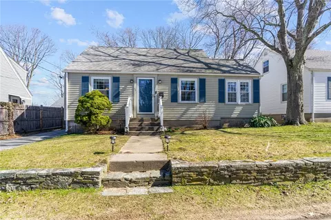 Exterior - 112 River St, Warwick, RI 02888 photo 2 of 6