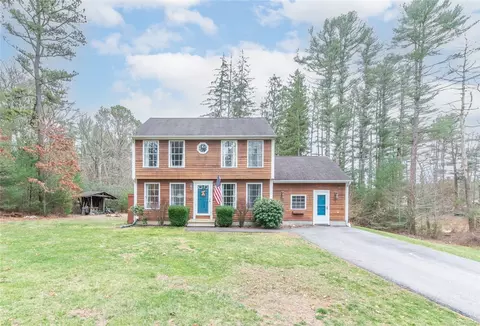 11 Timber Ridge Rd, Charlestown, RI 02813