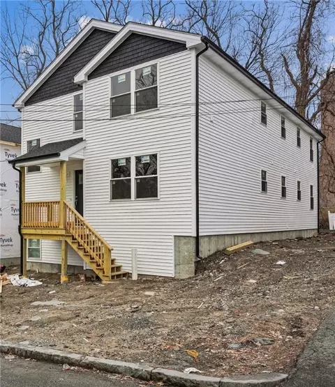36 Ridgeway Ave, Providence, RI 02909