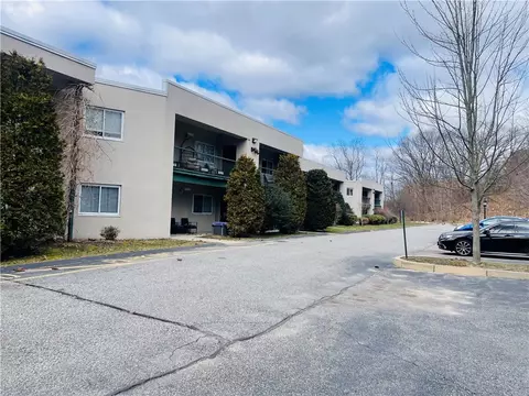 31 Devereux St #212, Providence, RI 02909