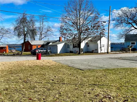 Exterior - 18 Lane 1, Warwick, RI 02888 photo 6 of 7