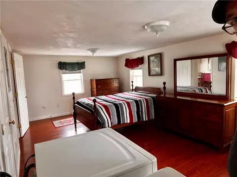 Bedroom - 18 Lane 1, Warwick, RI 02888 photo 1 of 3