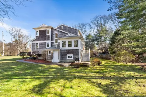 94 Peacock Rd, Warwick, RI 02886 photo 46