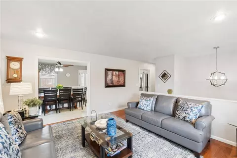 Living - 124 Manila Ave, Woonsocket, RI 02895 photo 1 of 5