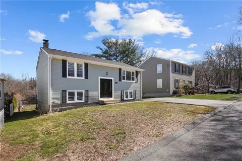 33 Ethel Ave, West Warwick, RI 02893