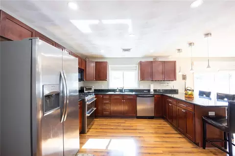 Kitchen - 115 Aspinet Dr, Warwick, RI 02888 photo 2 of 3
