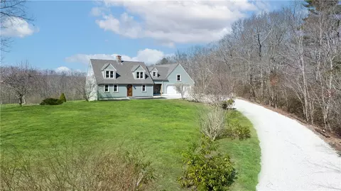 155 Kuehn Rd, Ashaway, RI 02804