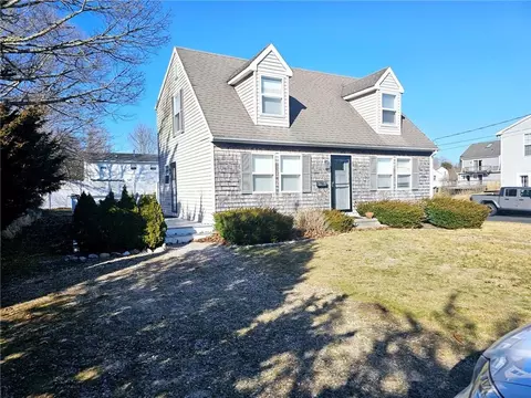 42 Charlene Ave, Westerly, RI 02891