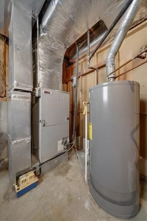 80 Elite Dr, Warwick, RI 02889 photo 13