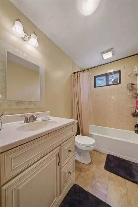 80 Elite Dr, Warwick, RI 02889 photo 8