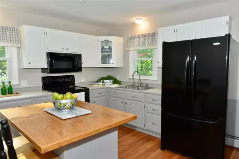 Kitchen - 3575 Flat River Rd, Coventry, RI 02816 photo 2 of 4