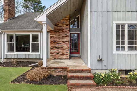75 Richmond Townhouse Rd, Richmond, RI 02812