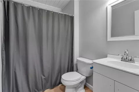 Bath - 15 Apache Dr #J, Westerly, RI 02891 photo 1 of 1