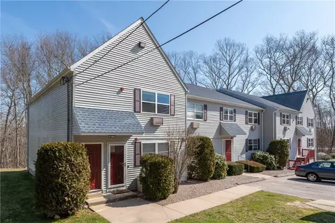 Exterior - 15 Apache Dr #J, Westerly, RI 02891 photo 2 of 3