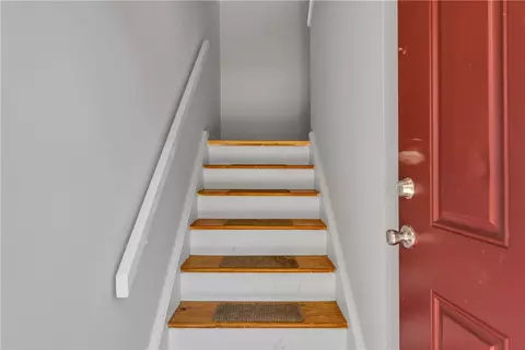 Entry Way - 15 Apache Dr #J, Westerly, RI 02891 photo 1 of 2