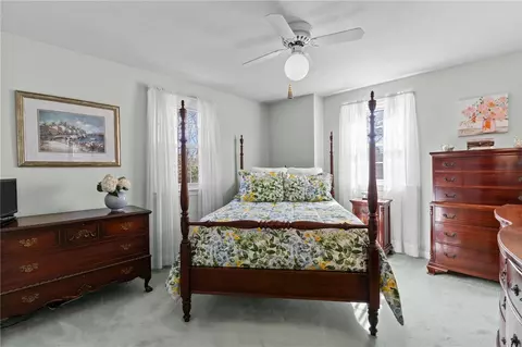Bedroom - 5 Ivy Dr, Coventry, RI 02816 photo 1 of 7
