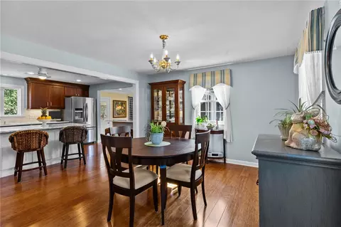 Dining - 5 Ivy Dr, Coventry, RI 02816 photo 3 of 4