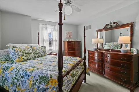 Bedroom - 5 Ivy Dr, Coventry, RI 02816 photo 2 of 7
